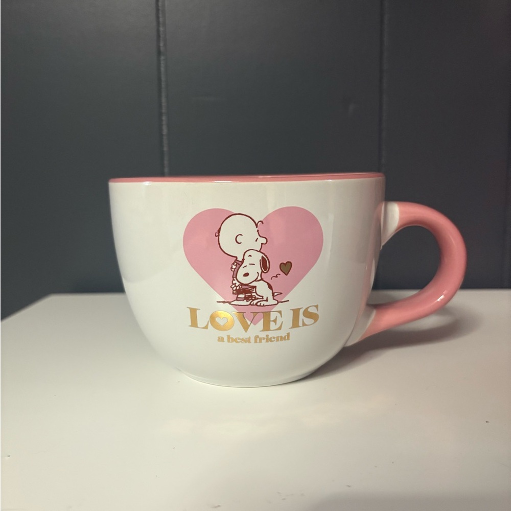 Snoopy ‘Love Is a best friend’ Mug